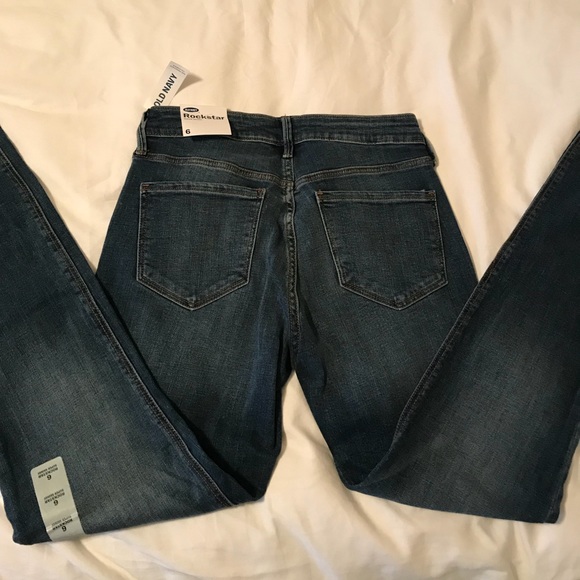 Old Navy “Rockstar” Super Skinny Jeans - Picture 3 of 7